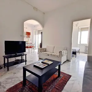Appartamento Torlonia, Roma