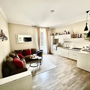 Appartamento Piazza Bologna Rm, Roma
